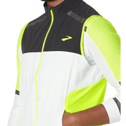 Brooks Coats & Outerwear Carbonite Vest 6 Brooks Coats & Outerwear Carbonite Vest -Brooks Sales Store 71aFP4dI72L. AC SR736920