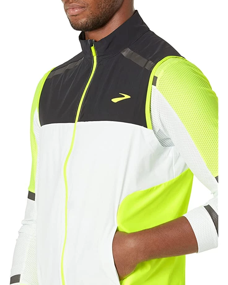 Brooks Coats & Outerwear Carbonite Vest 3 Brooks Coats & Outerwear Carbonite Vest - Image 3