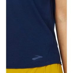 Brooks Shirts & Tops Distance Short Sleeve 6 Brooks Shirts & Tops Distance Short Sleeve -Brooks Sales Store 81Hijn9k3L. AC SR736920